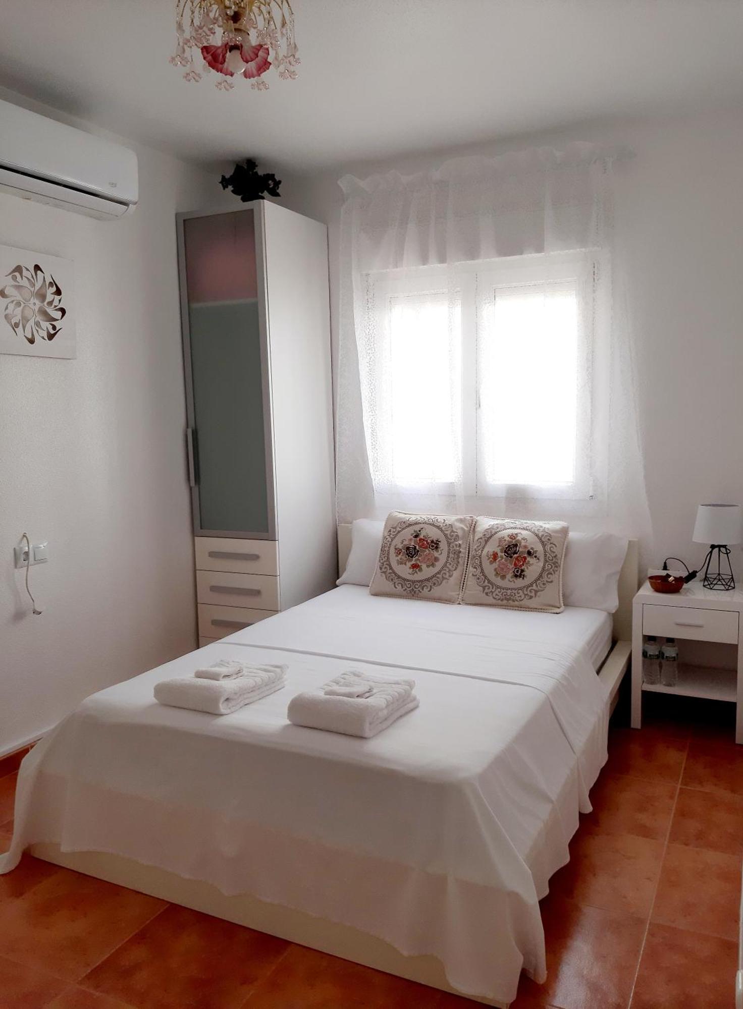 Habitacion Avilena Tropical En Aguadulce Almeria Room photo