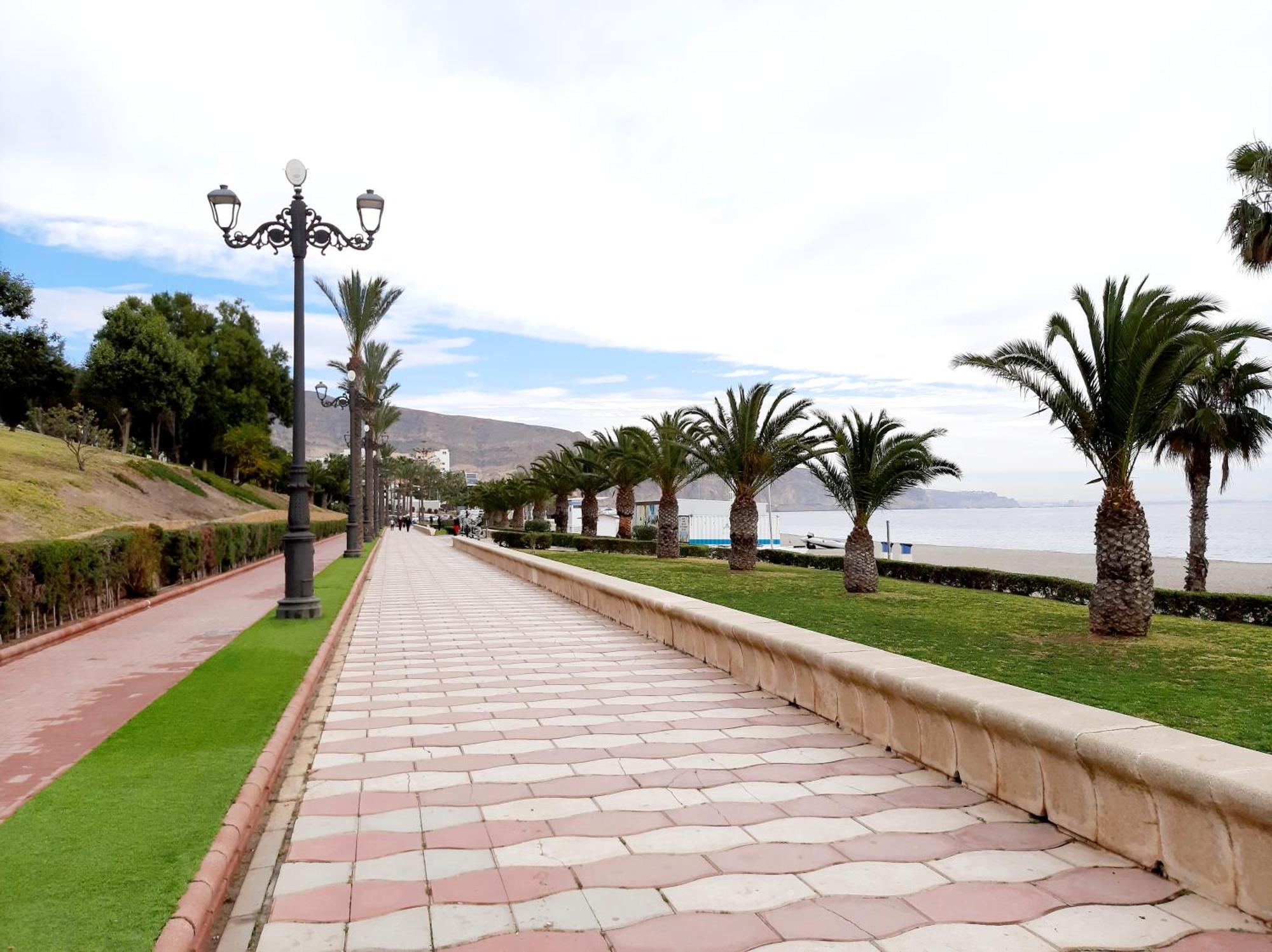 Habitacion Avilena Tropical En Aguadulce Almeria Exterior photo