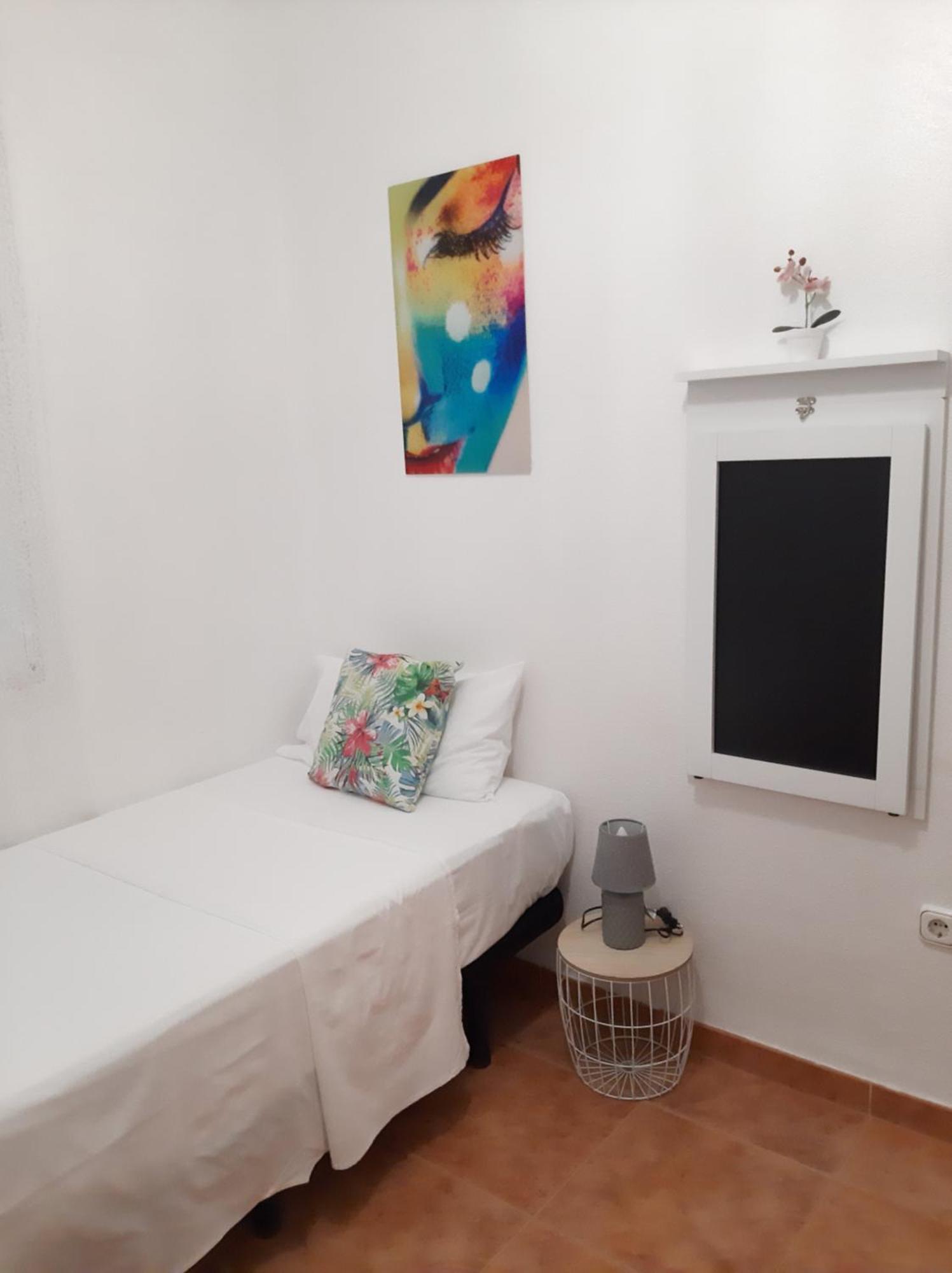 Habitacion Avilena Tropical En Aguadulce Almeria Room photo