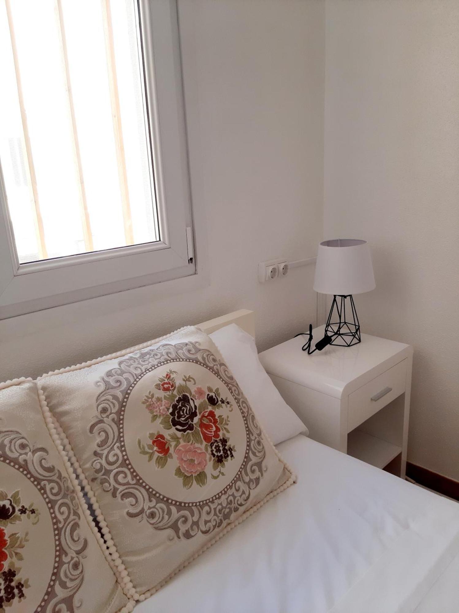 Habitacion Avilena Tropical En Aguadulce Almeria Room photo